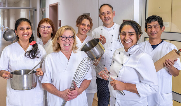 Mitarbeitende aus der Küche in Krumbach